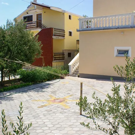 4172e Apartamento Vodice